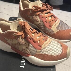 Jordan Women's Sneakers in Orange and Cream